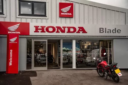 Blade Honda Stratford