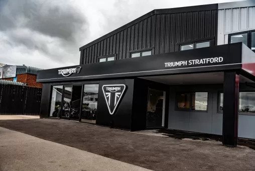 Blade Triumph Stratford